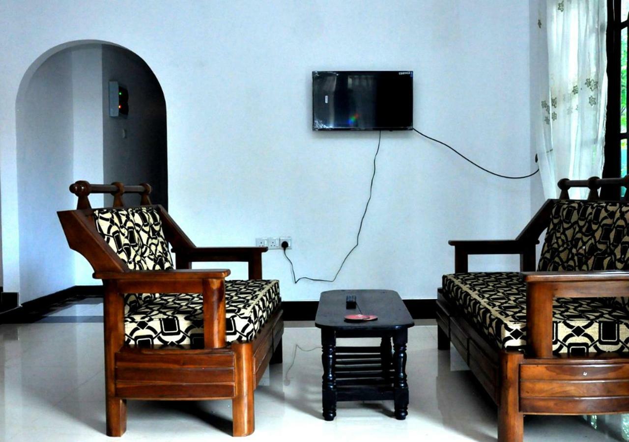 Arusha Guest House Negombo Exterior photo